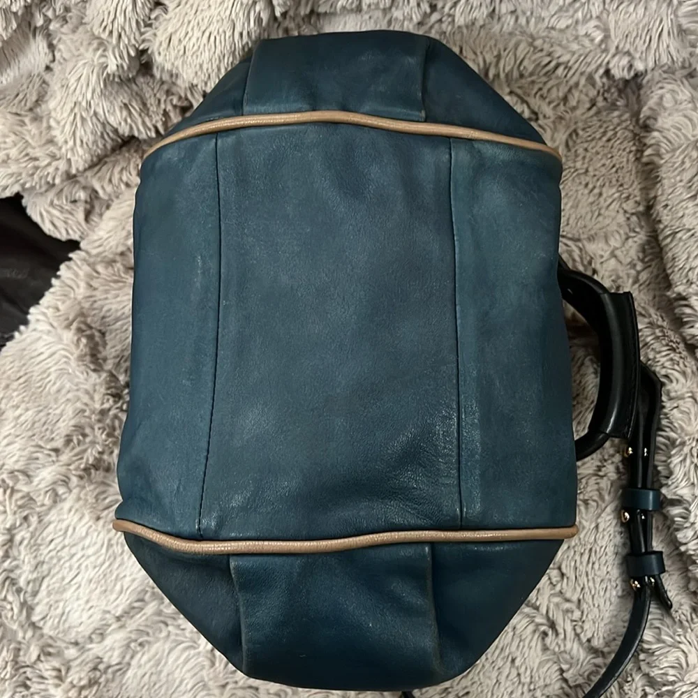 CHLOE Two Way Hand/Crossbody bag in Blue - the only every day bag you will need - Picture 9 of 17